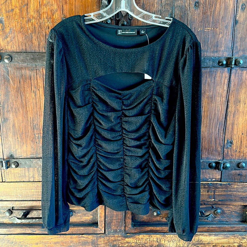 New York and Company Ruched Keyhole, Blouse NWT